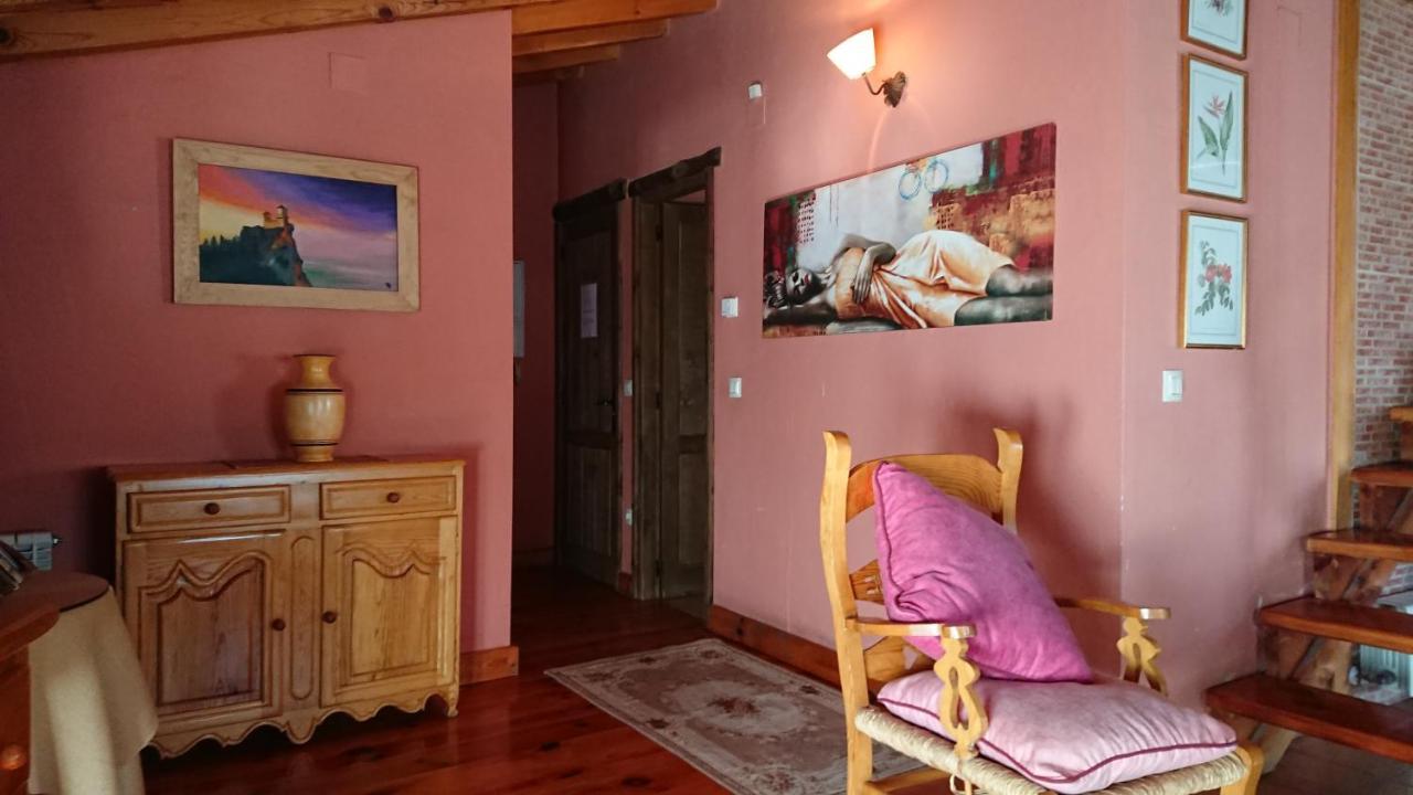 Artesano I Y III Casa de hóspedes Navarredonda de Gredos Exterior foto