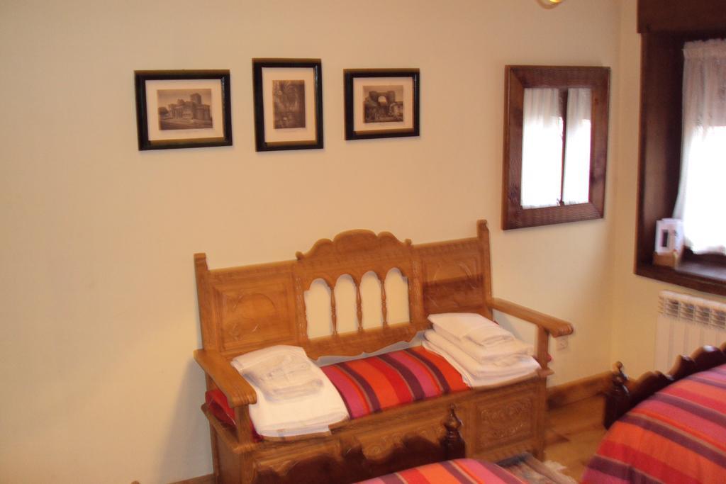 Artesano I Y III Casa de hóspedes Navarredonda de Gredos Exterior foto