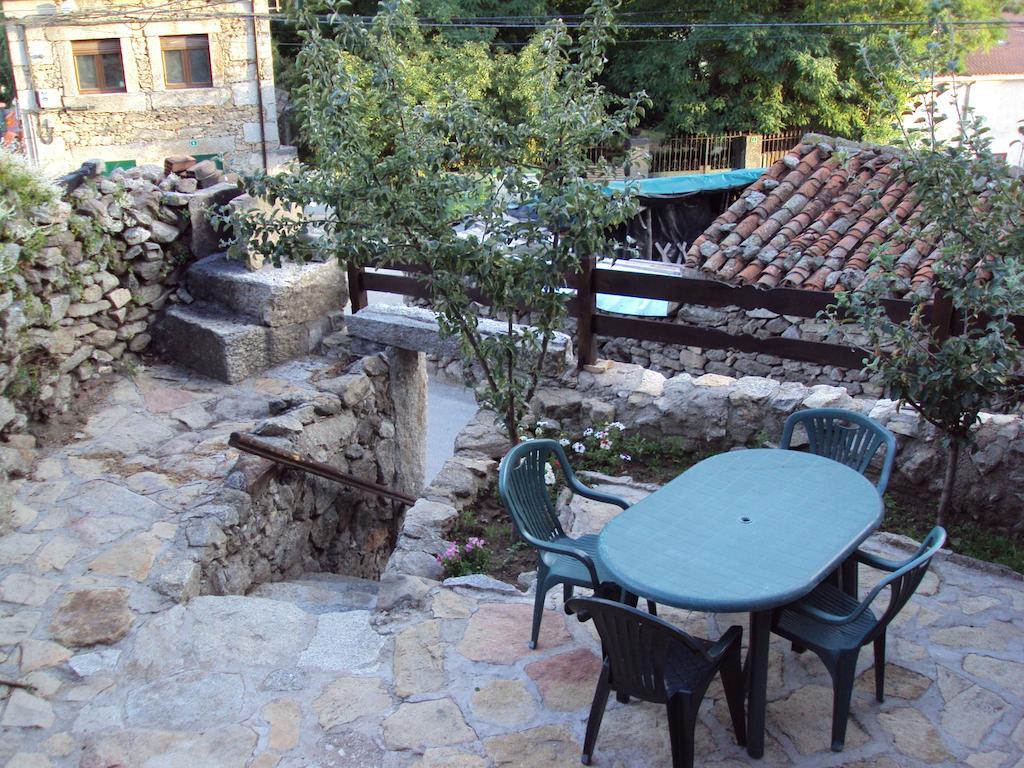 Artesano I Y III Casa de hóspedes Navarredonda de Gredos Exterior foto