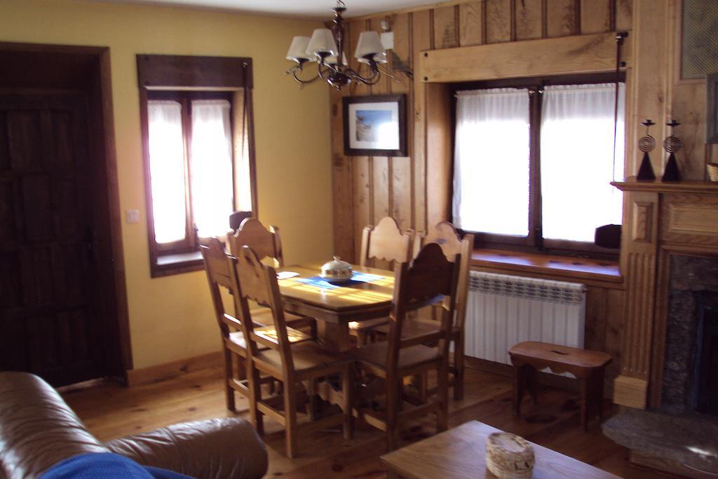 Artesano I Y III Casa de hóspedes Navarredonda de Gredos Quarto foto
