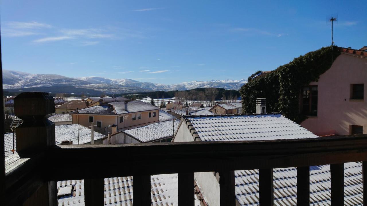 Artesano I Y III Casa de hóspedes Navarredonda de Gredos Exterior foto